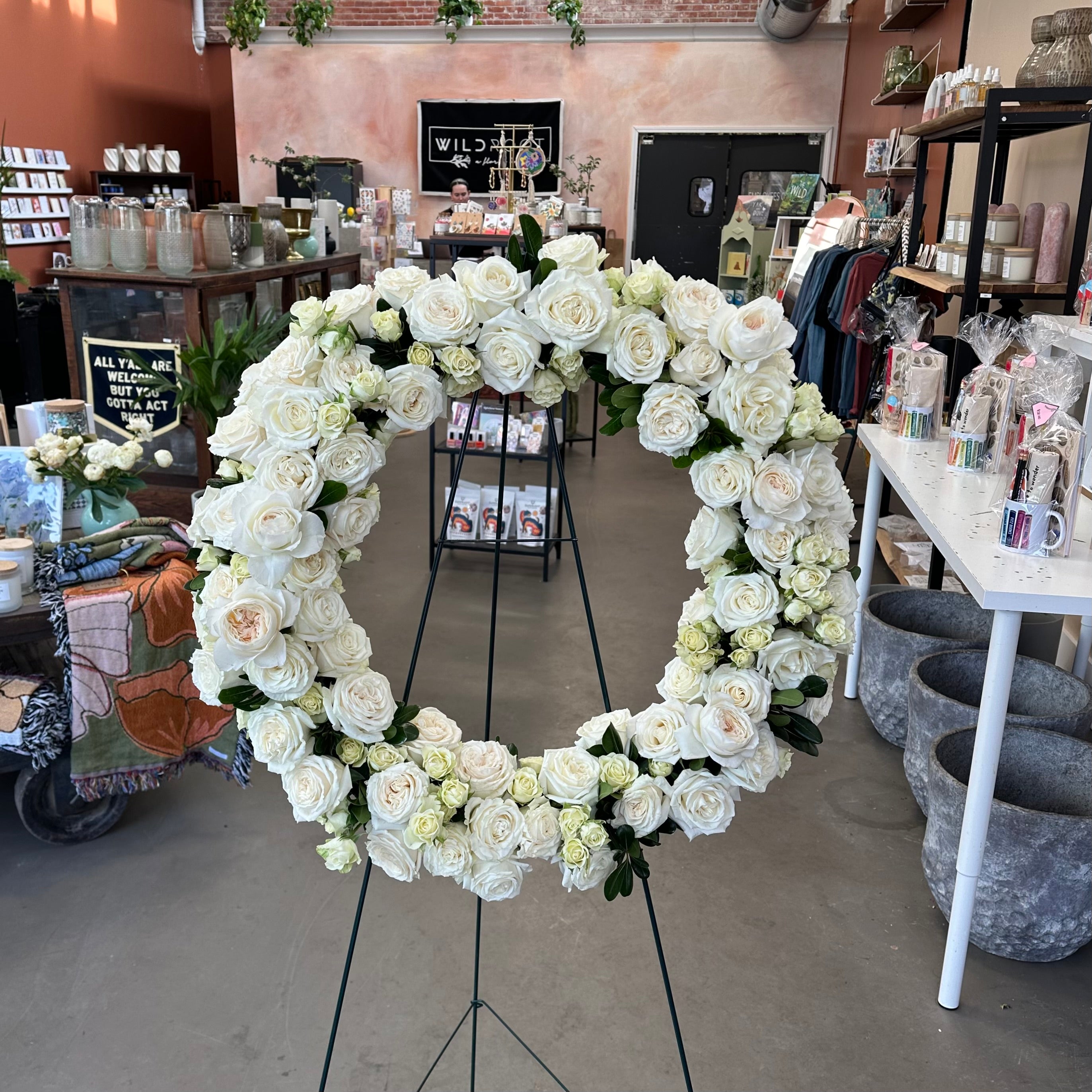 WHITE ROSE WREATH