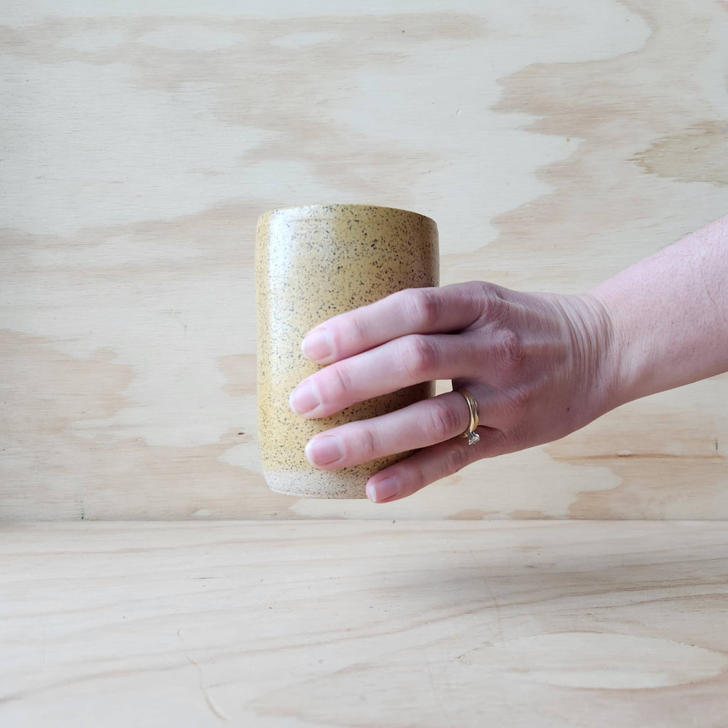 CLASSIC CERAMIC TRAVEL TUMBLER: YARROW YELLOW