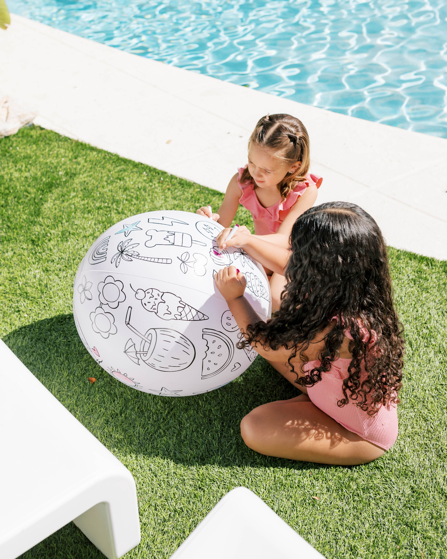 DESIGN YOUR OWN BEACH BALL KIT