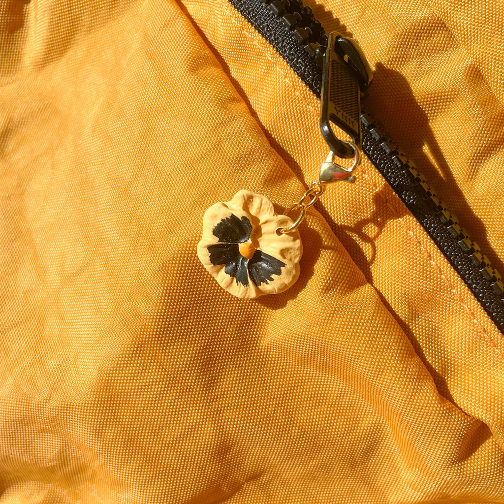 BAG CHARM: YELLOW PANSY