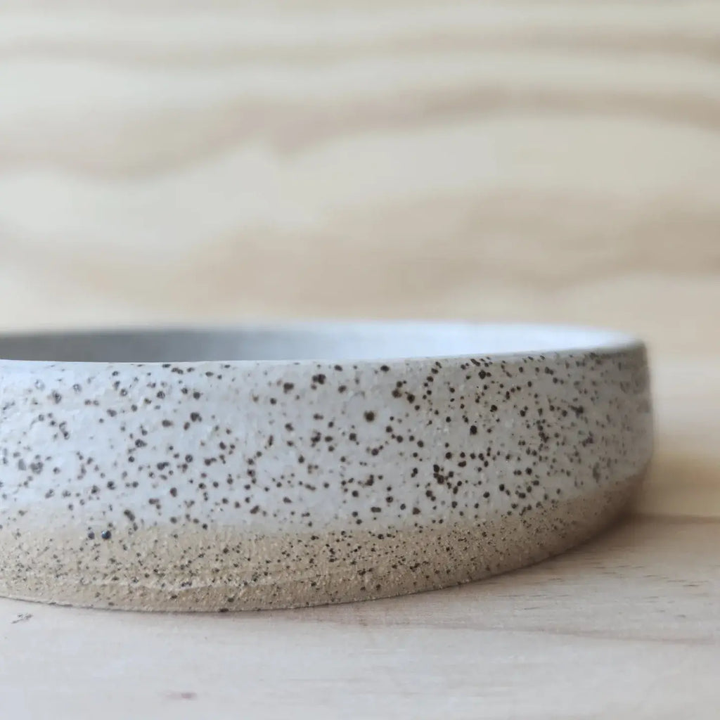 CATCHALL DISH: SPECKY WHITE
