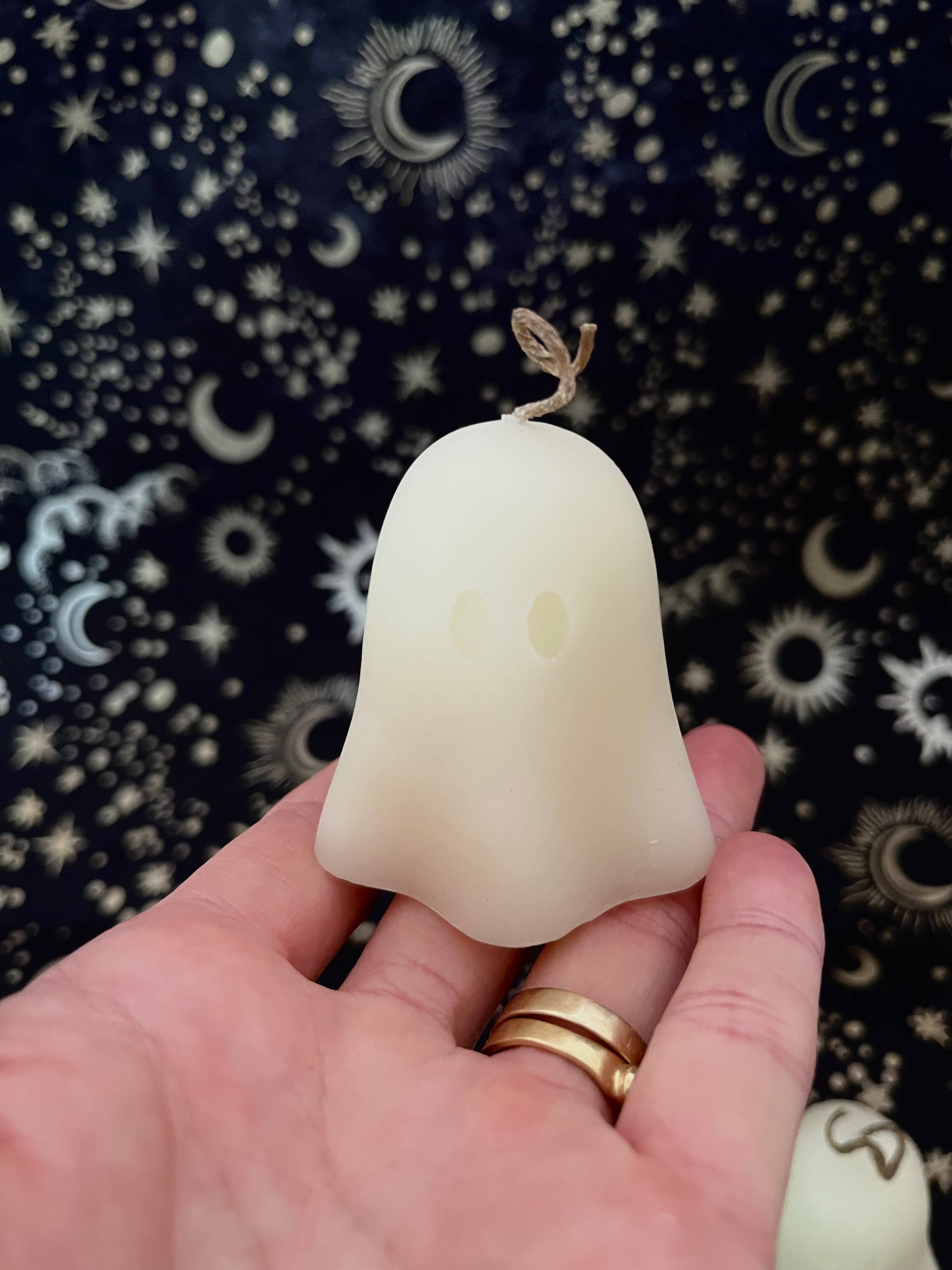 GHOST BEESWAX CANDLE