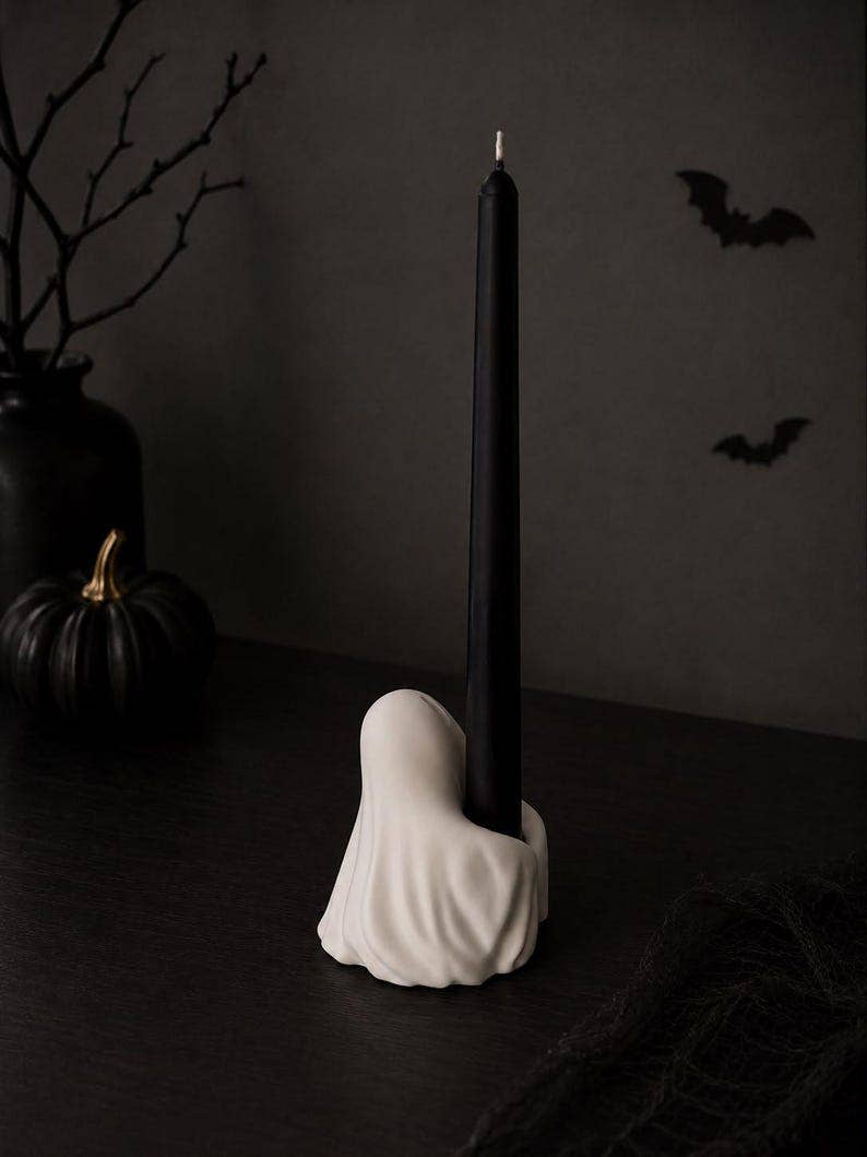 GHOST CANDLE HOLDER