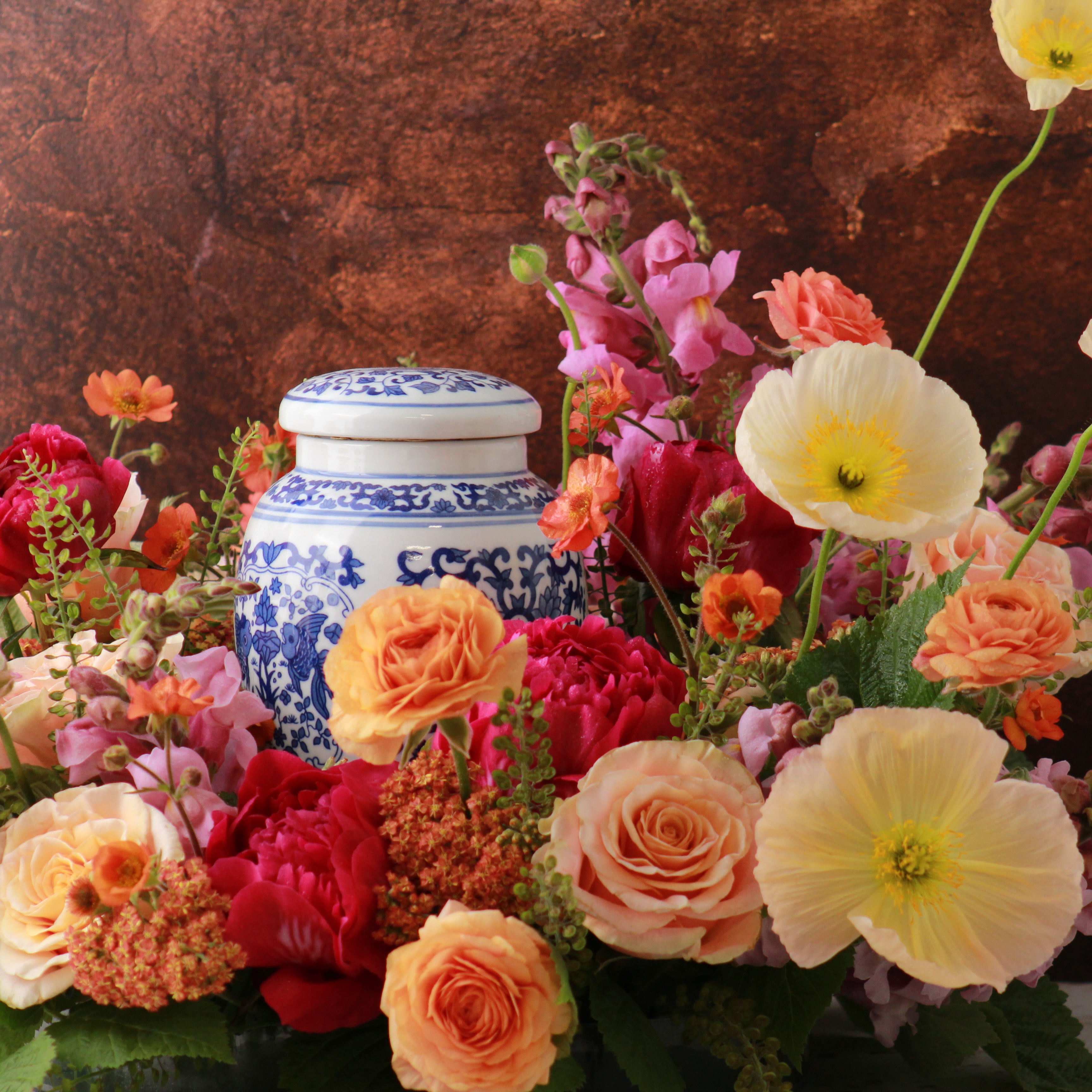 URN WREATH