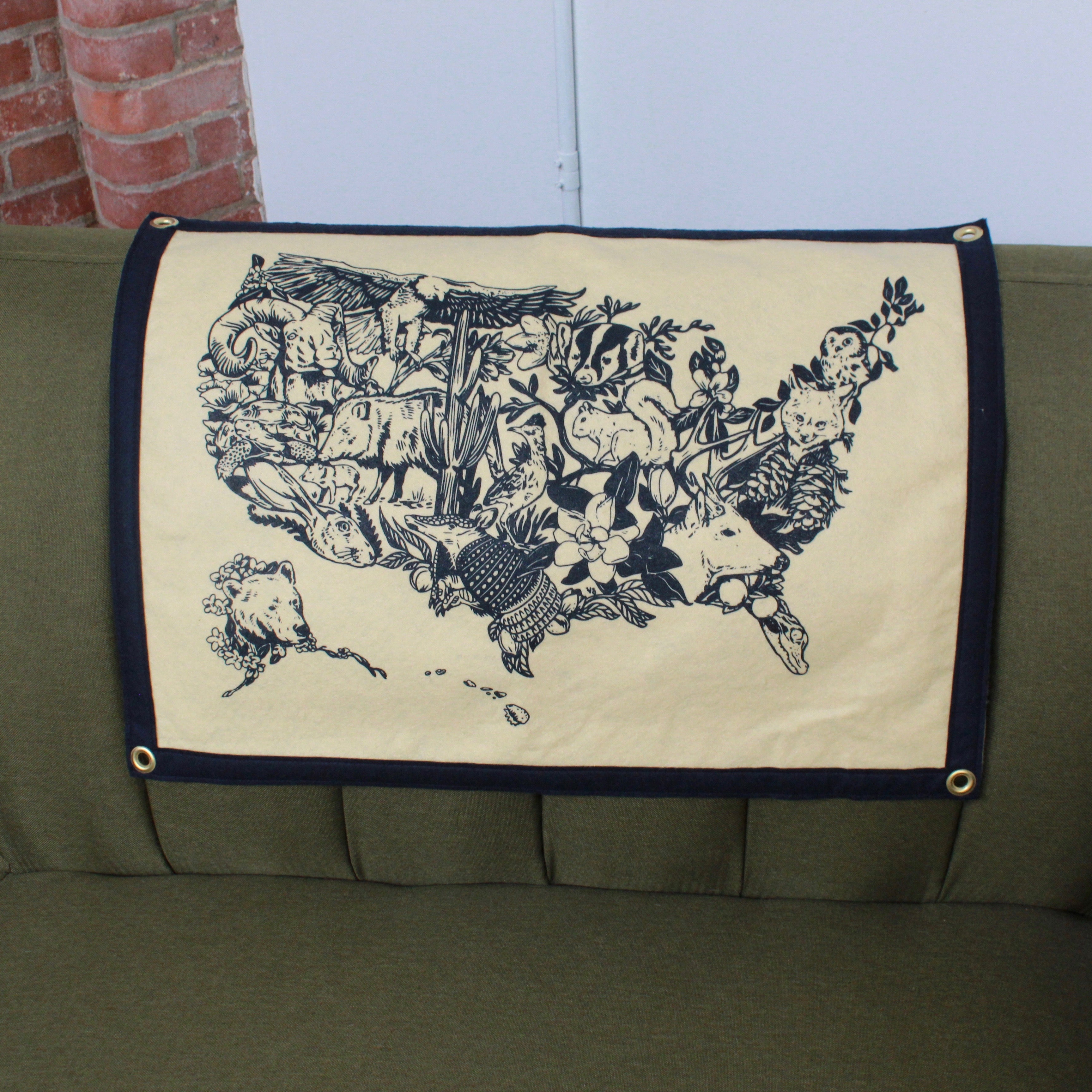 UNITED CAMP FLAG