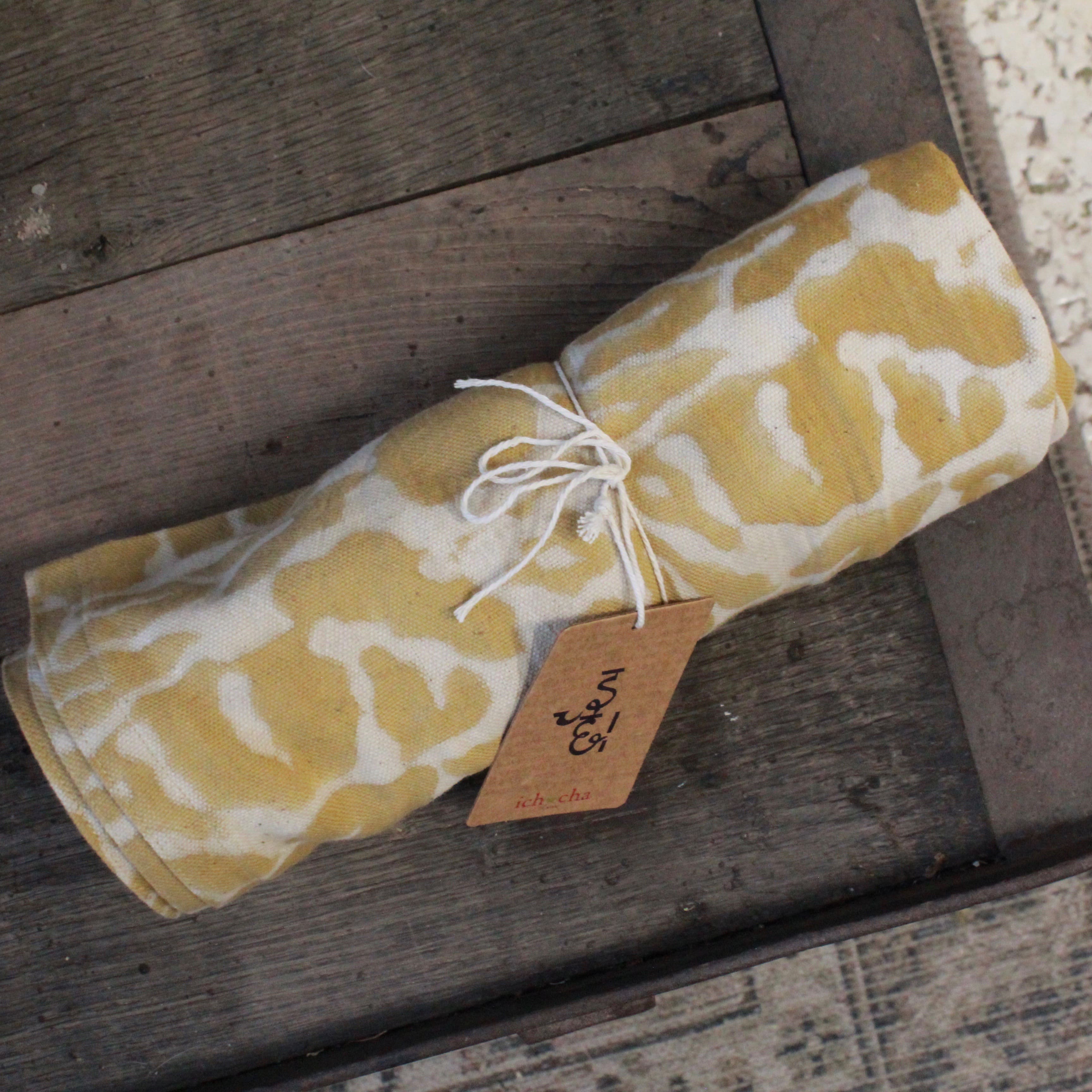 ICHCHA TABLE RUNNER