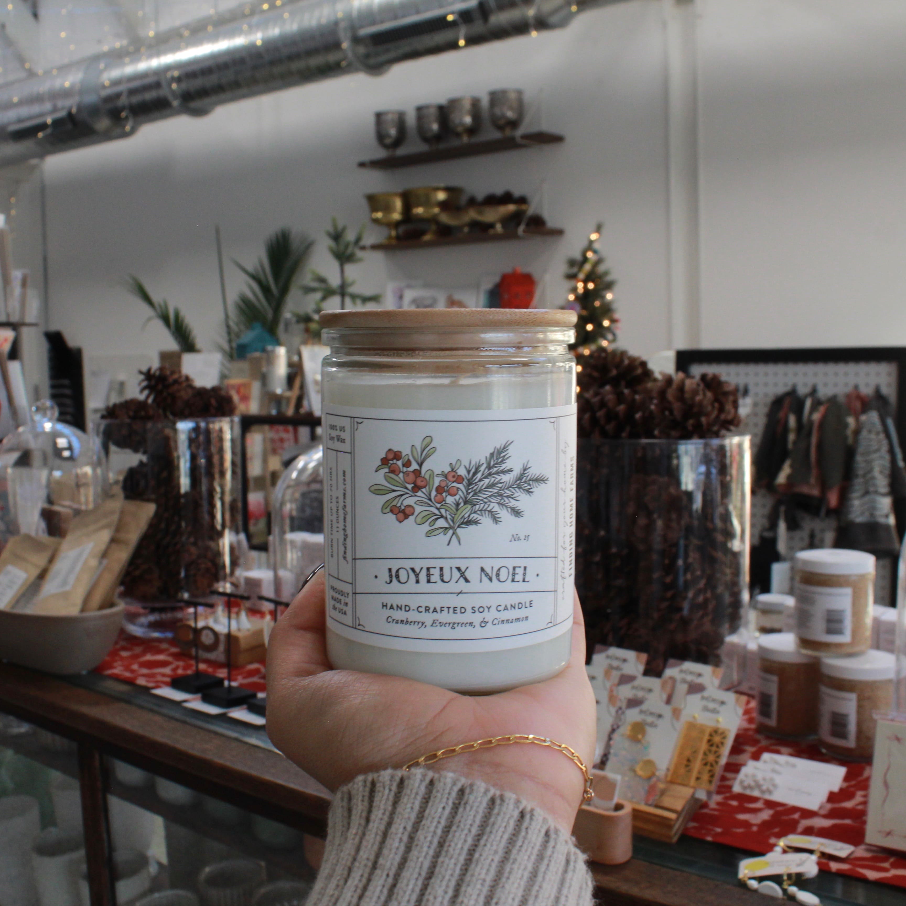 FINDING HOME FARMS CANDLE