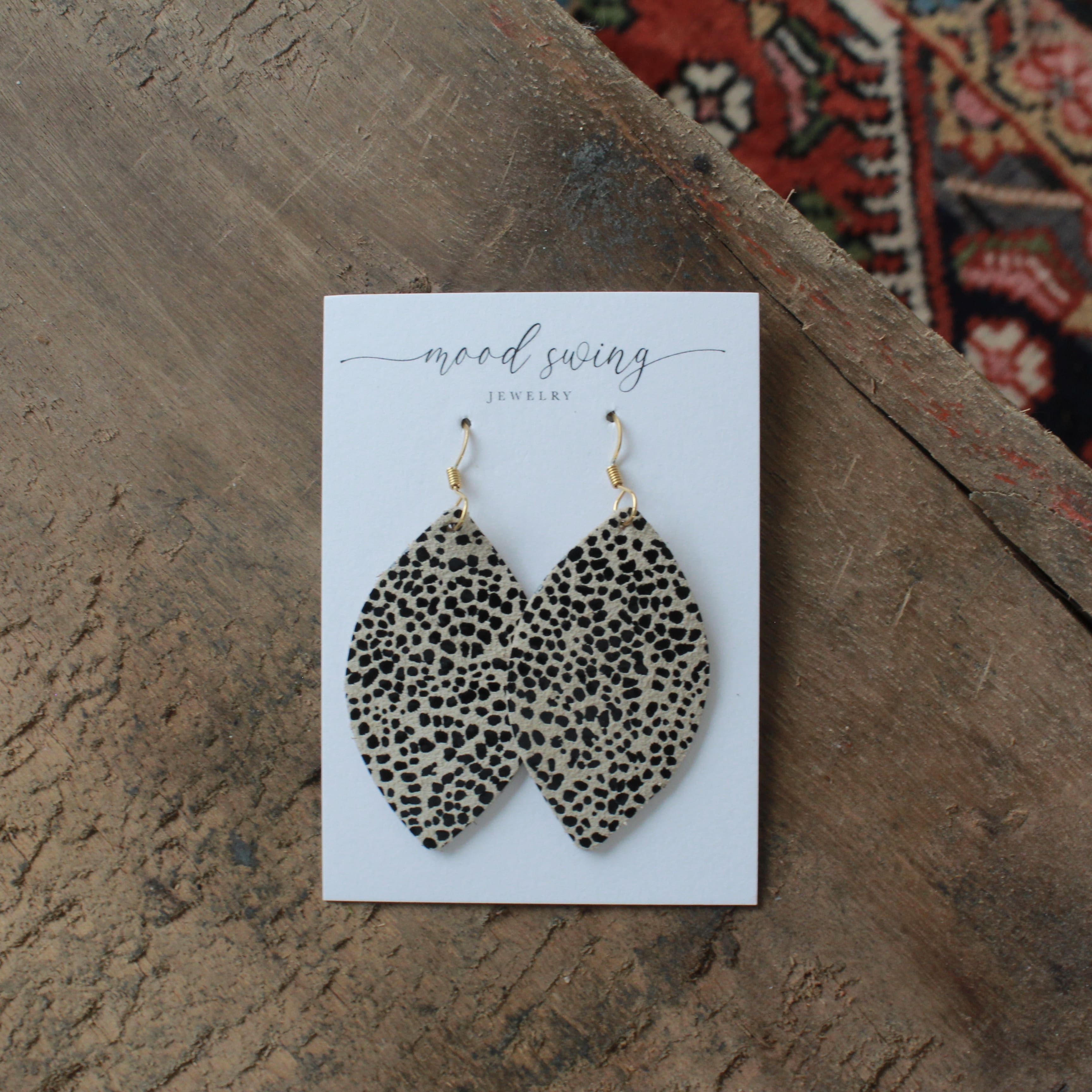 MOOD SWING EARRINGS