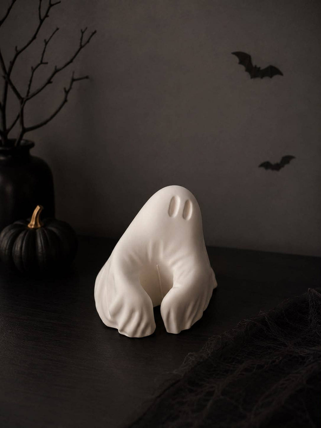 GHOST CANDLE HOLDER