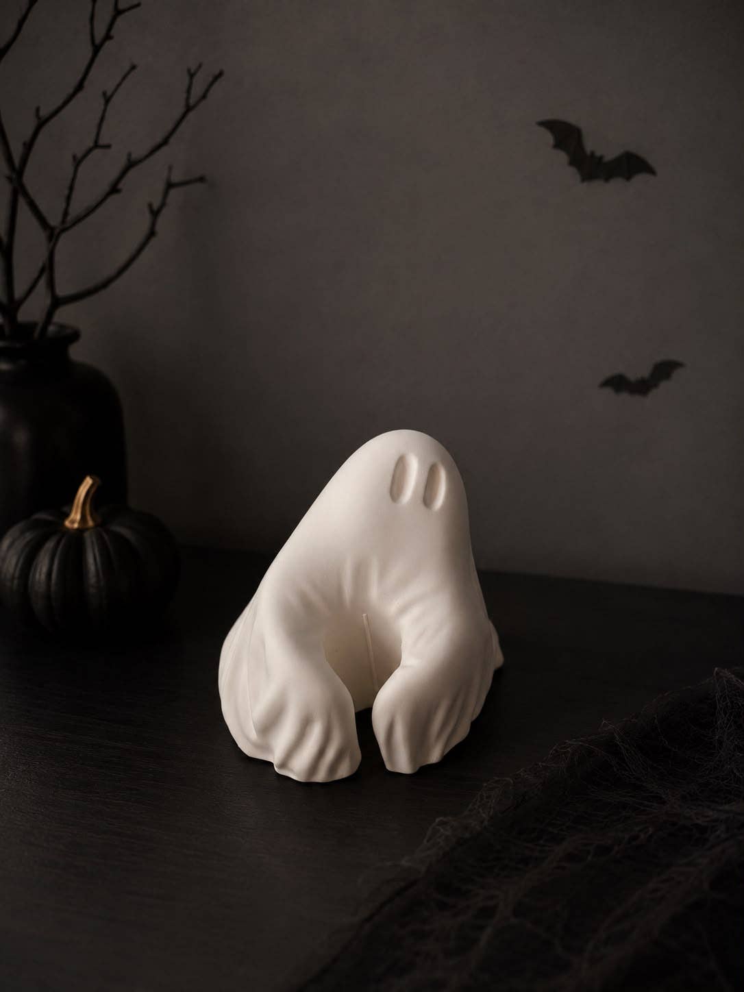 GHOST CANDLE HOLDER