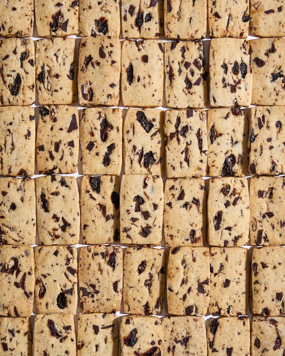CHOCOLATE CHERRY SHORTBREAD (PACK OF 12)
