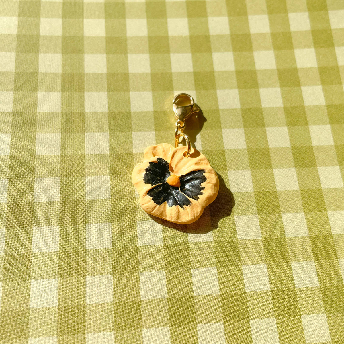 BAG CHARM: YELLOW PANSY