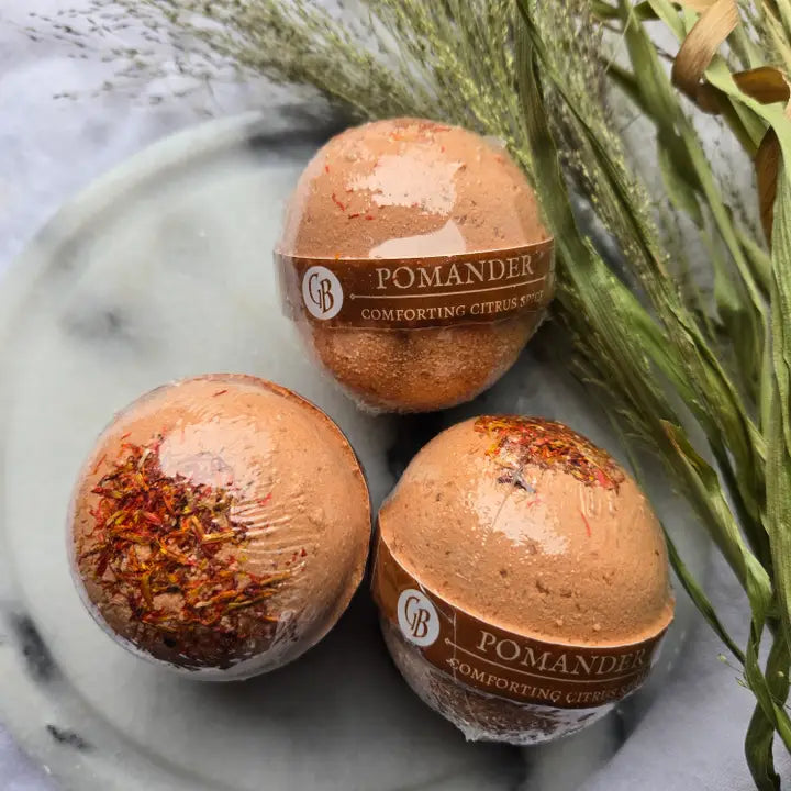 GNAT & BEE NATURAL BATH BOMBS