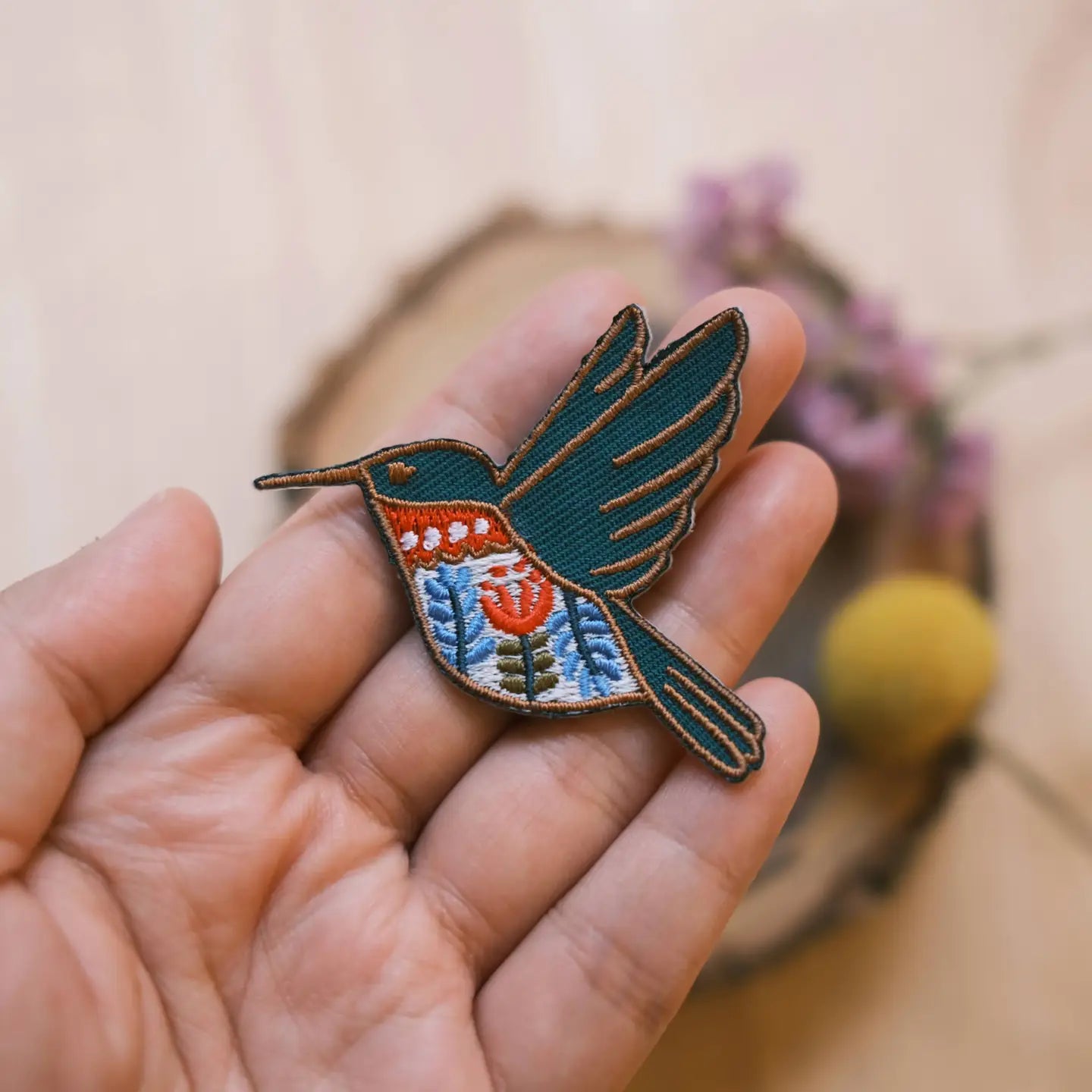 HUMMINGBIRD IRON-ON PATCH
