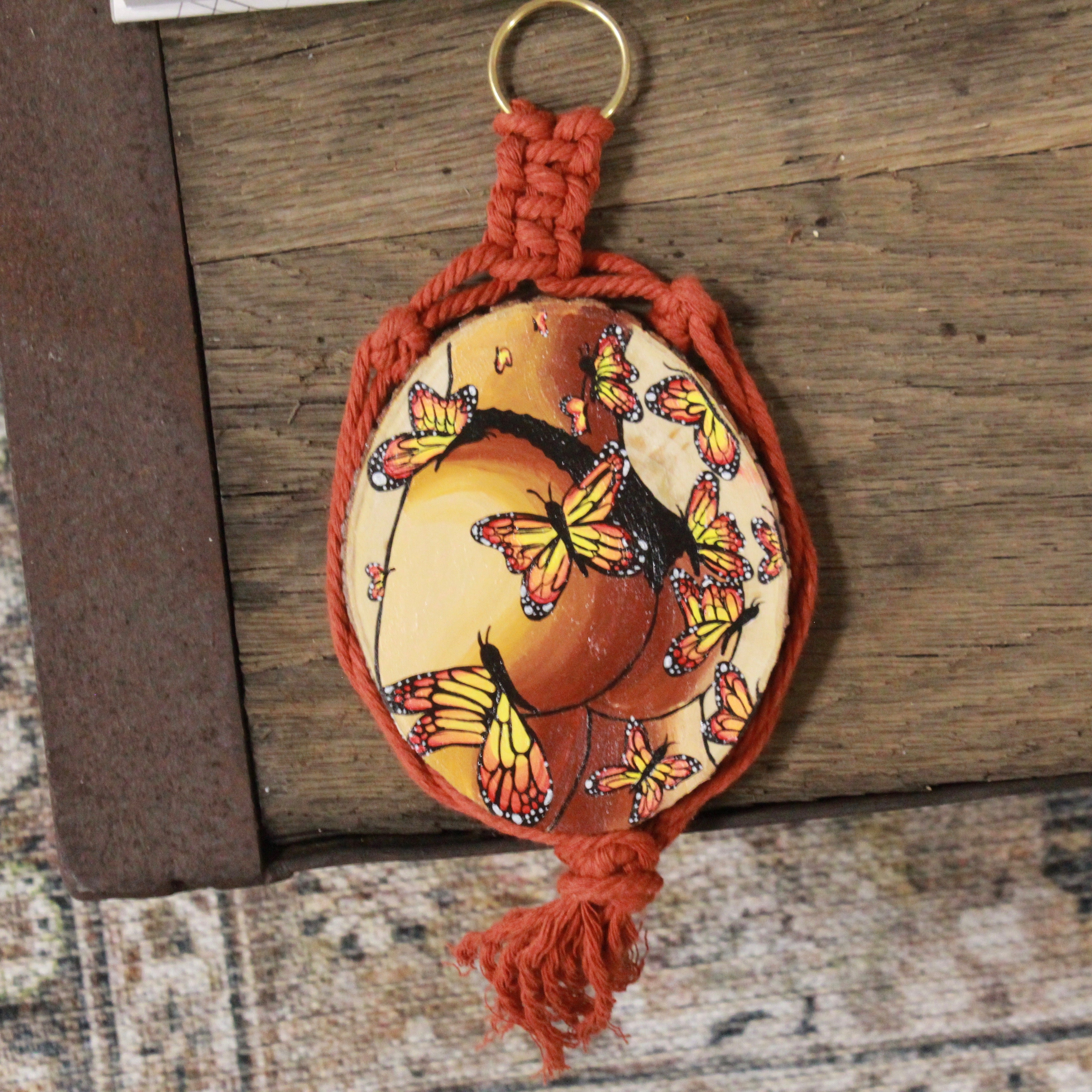 MACRAME WOOD ROUND
