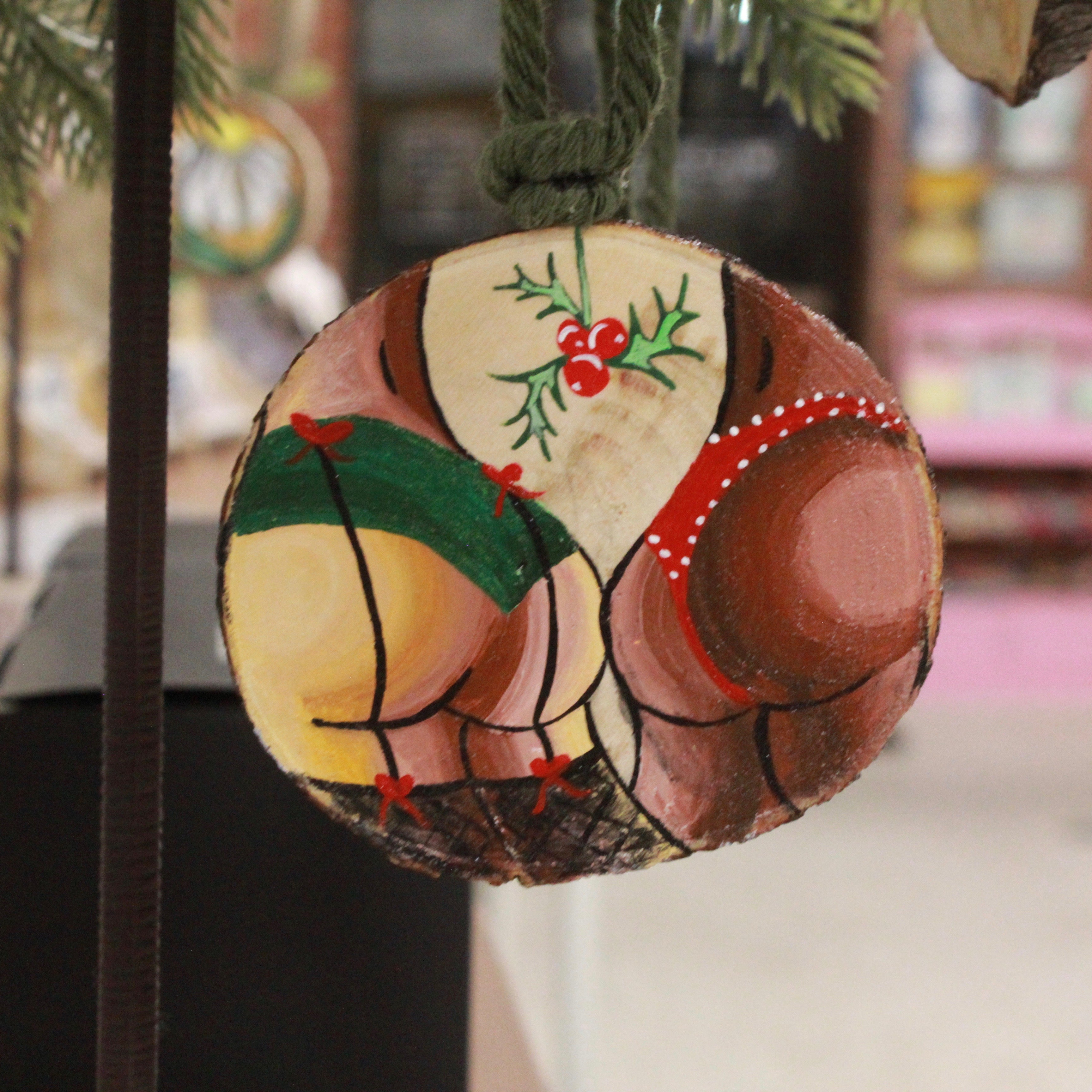 HANDPAINTED ORNAMENTS