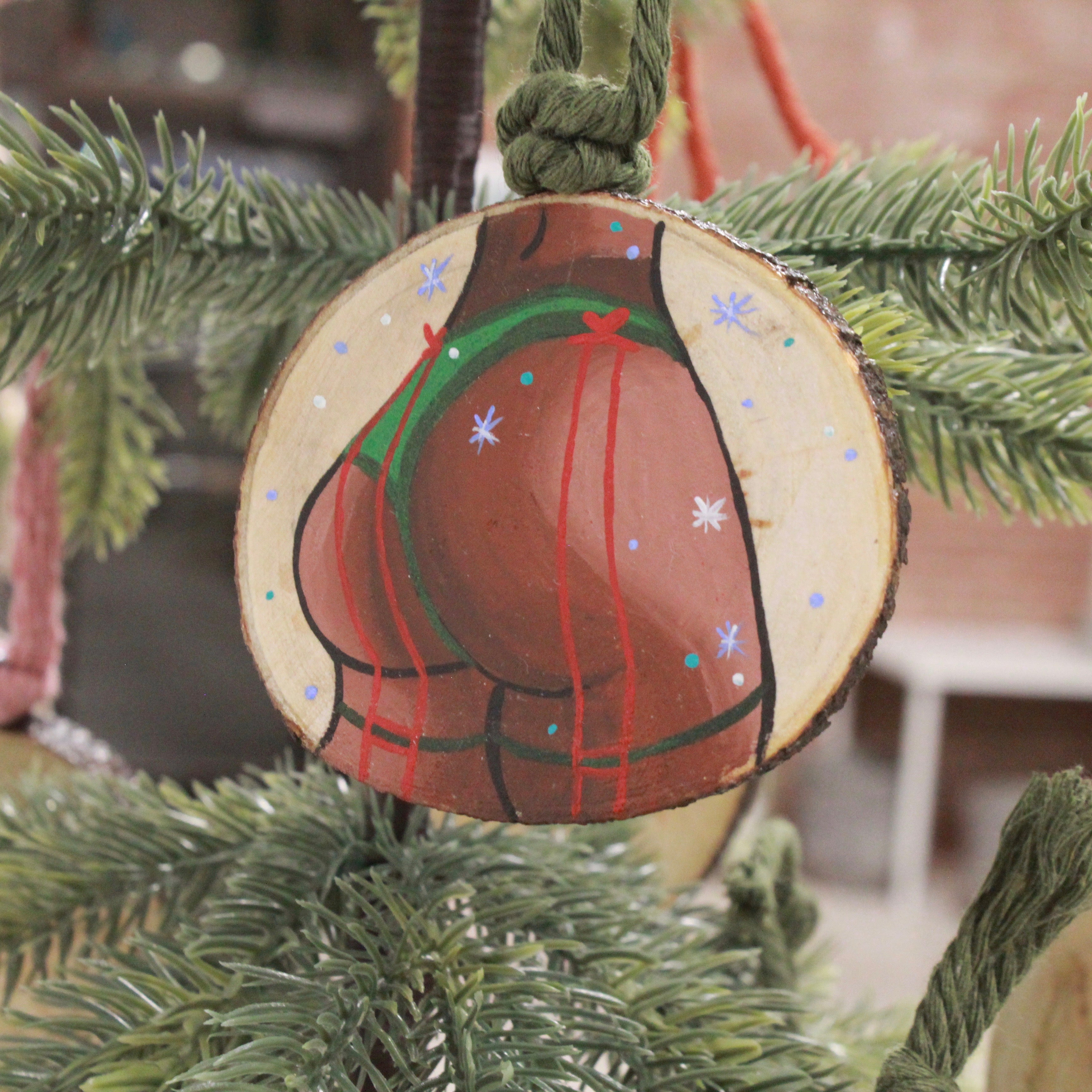 HANDPAINTED ORNAMENTS