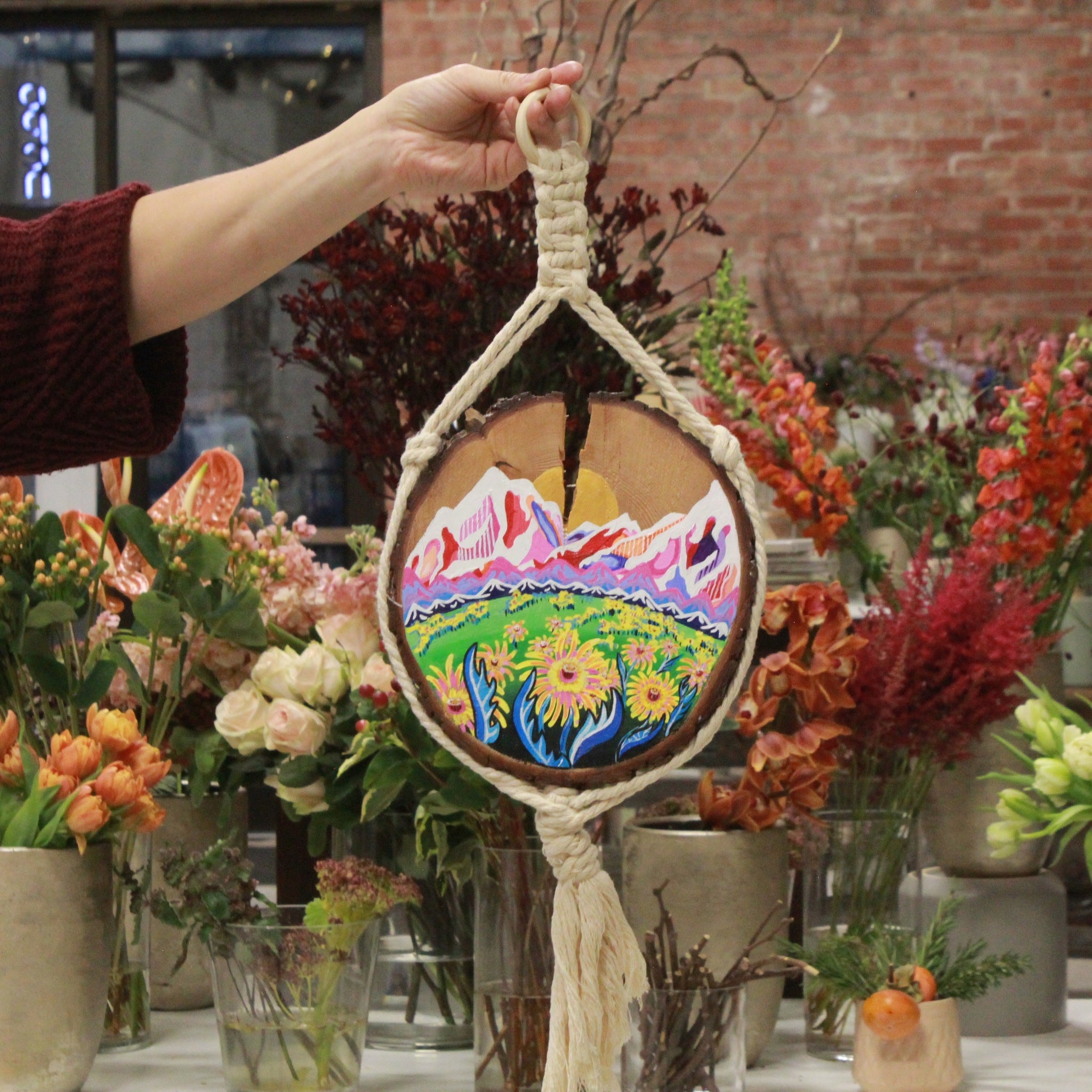 MACRAME WOOD ROUND